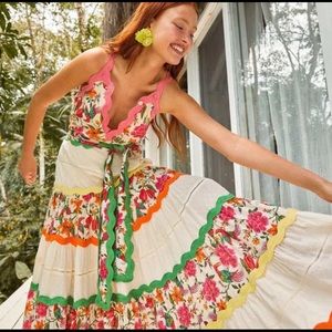 Gorgeous Brand New Farm Rio Toucan’s Garden Maxi Dress Medium